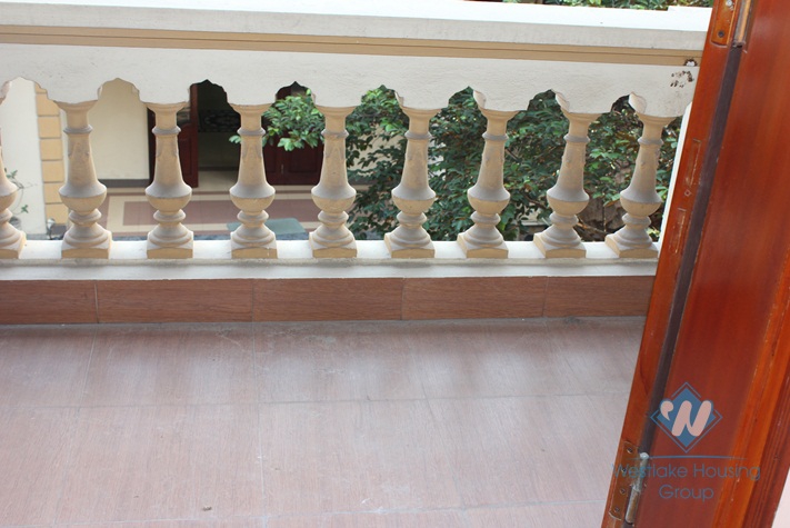 Unfurnished house available for rent in Nghi Tam street, Tay Ho, Hanoi